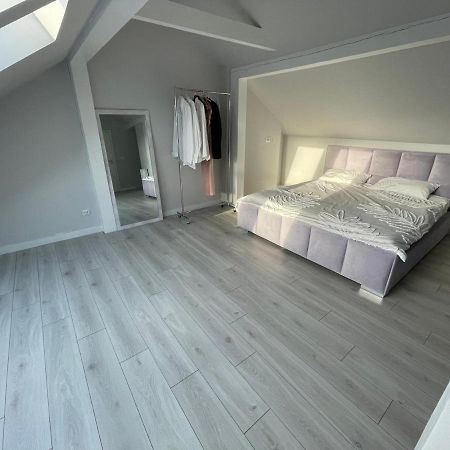 Apartament Luxlook Nowy Sącz Buitenkant foto